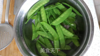 凉拌荷兰豆的做法步骤：5