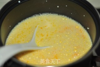 蓝樱桃朗姆酒冰淇淋的做法步骤：2