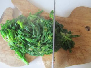 荠菜春笋的做法步骤：5