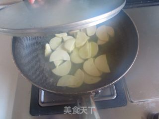 荠菜春笋的做法步骤：7