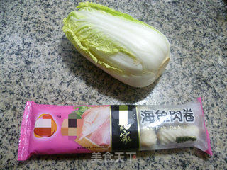 海鱼肉卷炒娃娃菜的做法步骤：1