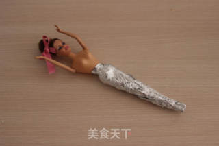 芭比娃娃蛋糕——送你童话般的梦想的做法步骤：1