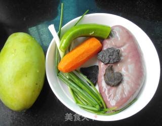 芒果腰花的做法步骤：1