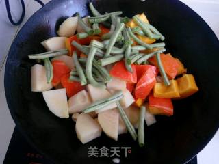 小南瓜炖土豆的做法步骤：5