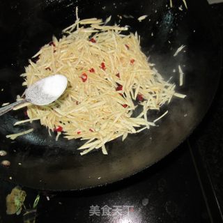 香辣地瓜丝的做法步骤：8
