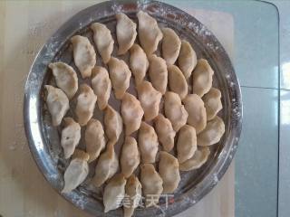 芹菜牛肉鲜水饺的做法步骤：15