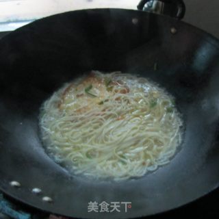 鸡蛋咖喱面的做法步骤：8