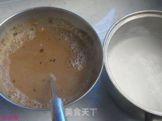 咖啡慕斯蛋糕的做法步骤：2