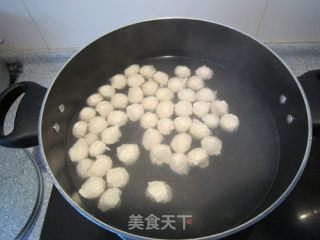 竹荪鸡脯肉丸汤的做法步骤：12