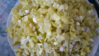 韭黄菌菇煎饺的做法步骤：3
