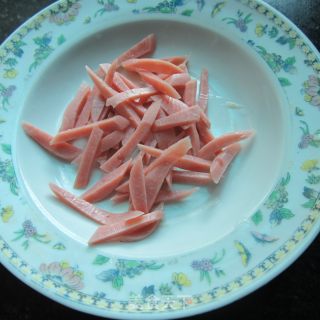 白萝卜火腿丝的做法步骤：3