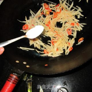 土豆丝咖喱饭的做法步骤：4