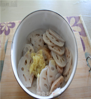 陕味辣油炝莲菜的做法步骤：10