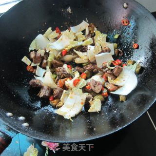 烤鸭炒白菜梗子的做法步骤：6