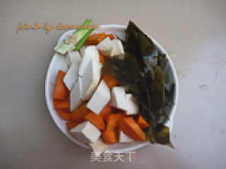 大骨海带汤的做法步骤：3