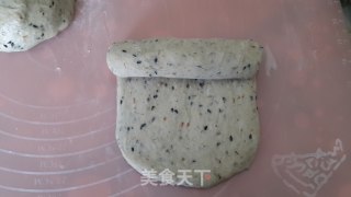 奶香黑芝麻全麦吐司的做法步骤：7