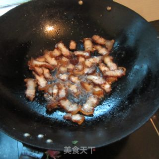 萝卜干炒腊肉的做法步骤：2