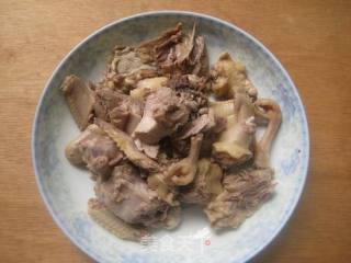 桂圆花旗参乳鸽汤的做法步骤：4