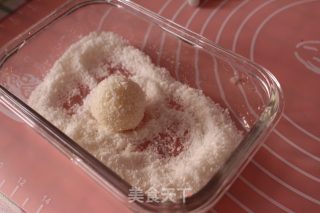 蛋白椰丝球的做法步骤：4