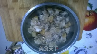 杏鲍菇辣烧牛蹄筋的做法步骤：2