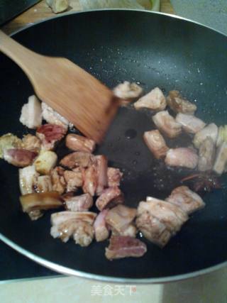 猪肉炖粉条的做法步骤：2