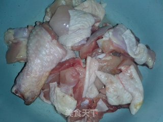 南乳焖鸡块——电饭煲版的做法步骤：1
