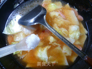 火腿肠圆白菜面片汤的做法步骤：11
