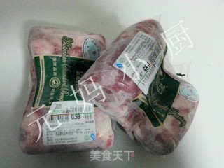 红酒煎羊排的做法步骤：1
