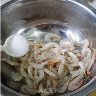 【香炸小虾】--------唇齿留香的小吃的做法步骤：3