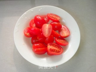 圣女果牛肉汤的做法步骤：3