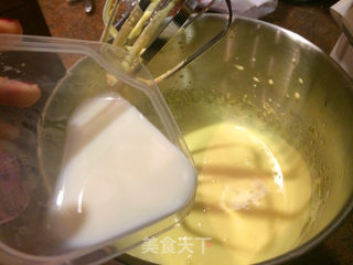 破产姐妹之经典茶杯蛋糕 cupcake的做法步骤：2