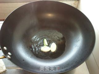 西红柿豆皮汤的做法步骤：2
