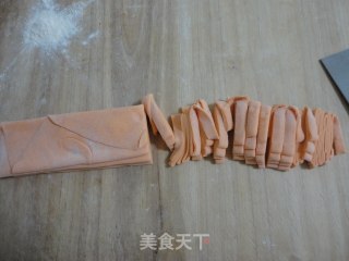 胡萝卜手擀面的做法步骤：5