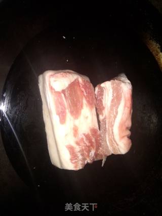 红烧肉的做法步骤：1