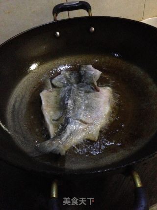茄汁鲈鱼的做法步骤：4