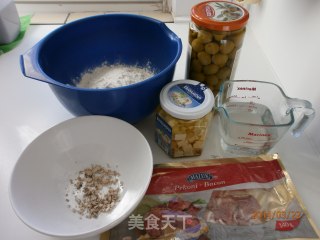 培根橄榄芝士面包的做法步骤：1