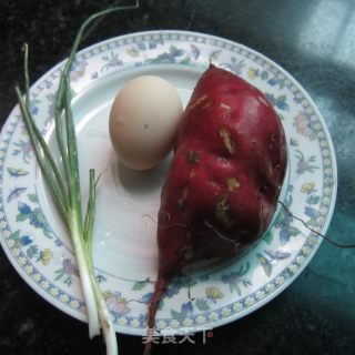 鸡蛋红薯丁的做法步骤：1