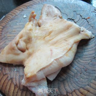 熏咖喱猪脸皮的做法步骤：4