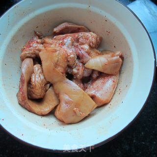 熏咖喱猪脸皮的做法步骤：7