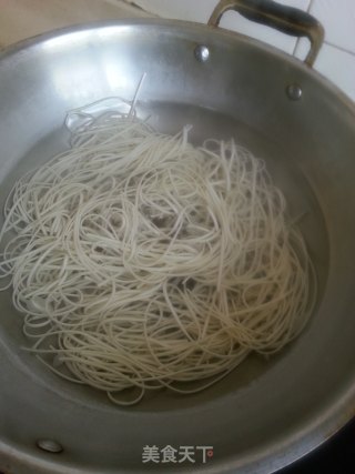 老北京炸酱面的做法步骤：5