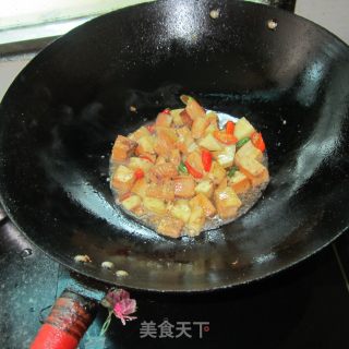 红薯丁烧豆腐的做法步骤：8