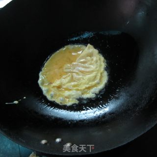 白薯片炒蛋的做法步骤：4