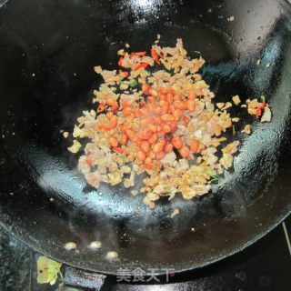 花生米肉末炒干萝卜的做法步骤：8