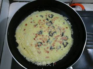 海参火腿鸡蛋饼的做法步骤：4