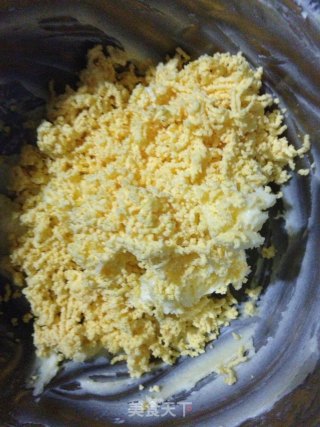 浪漫的酥性饼干——蛋黄玛格丽特饼干的做法步骤：4