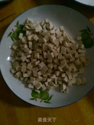 土豆肉酱拌面面的做法步骤：2