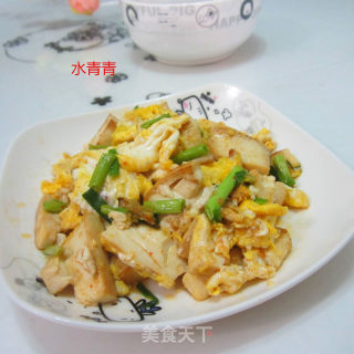 豆腐丁炒蛋的做法步骤：8