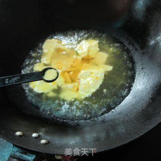南瓜蛋羹豆腐汤的做法步骤：6