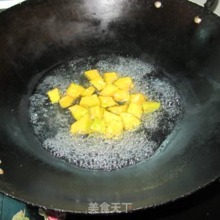 嫩豆腐配南瓜丁的做法步骤：3