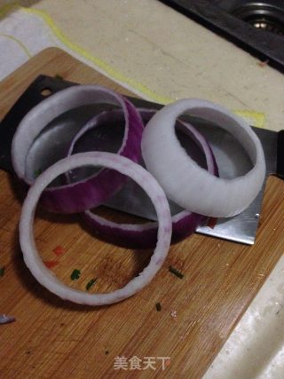 洋葱圈田园鸡蛋饼的做法步骤：6